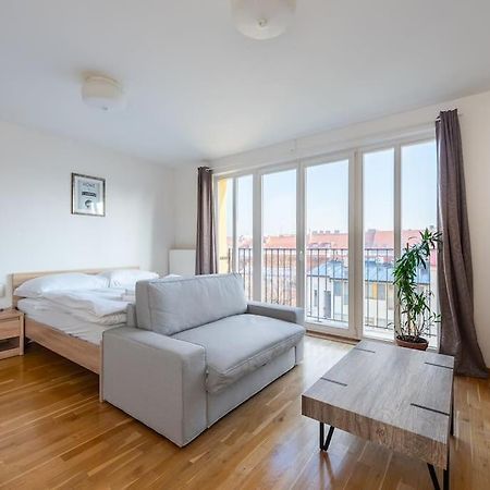 Sunny Safron Apartment Praag Buitenkant foto