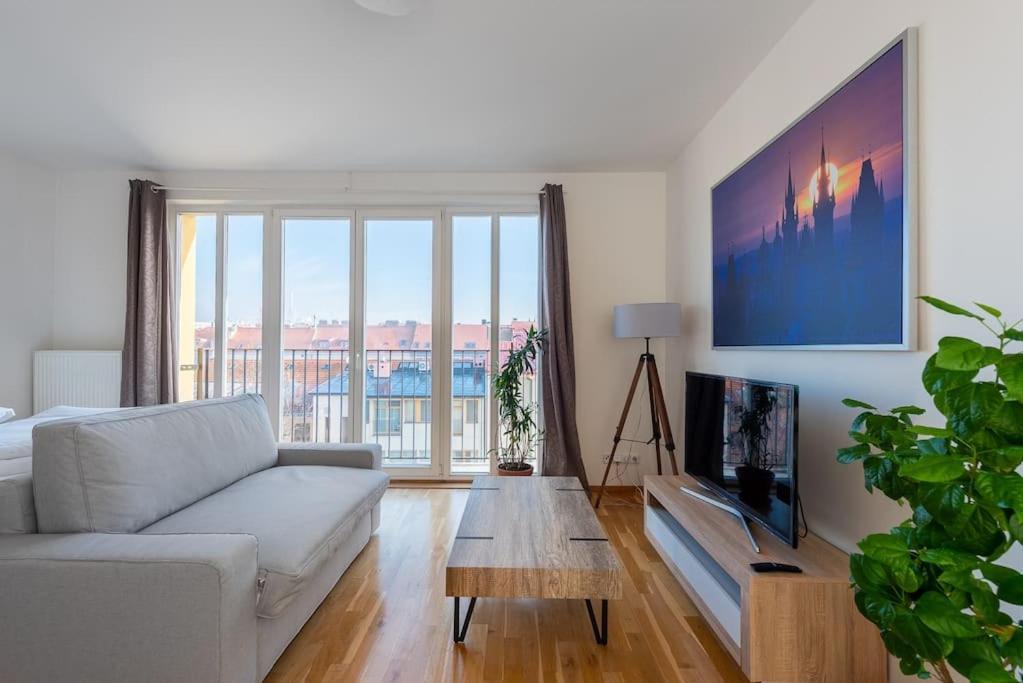 Sunny Safron Apartment Praag Buitenkant foto