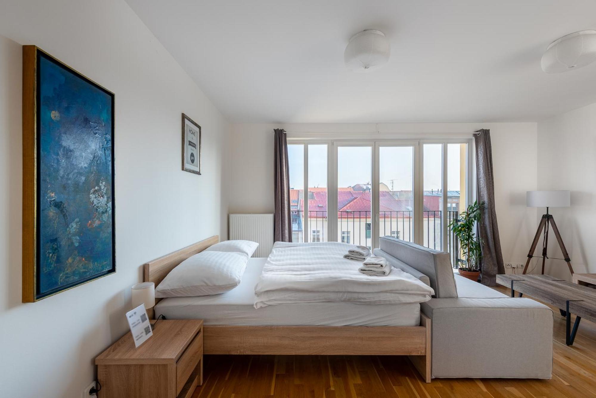 Sunny Safron Apartment Praag Buitenkant foto